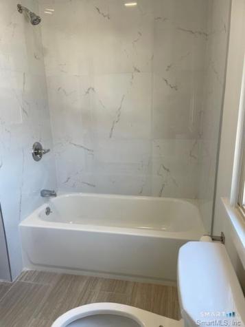 162 High Street Naugatuck CT 06770