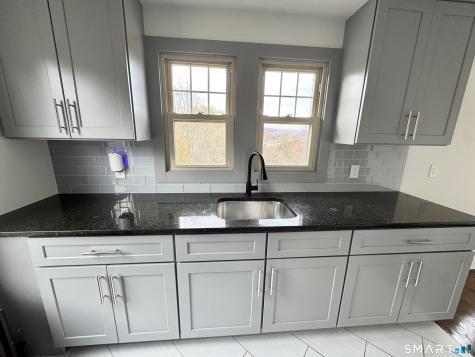 162 High Street Naugatuck CT 06770