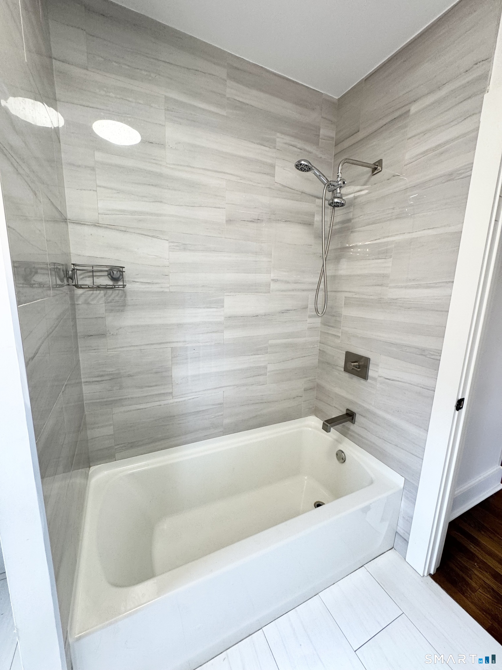 162 High Street Naugatuck CT 06770