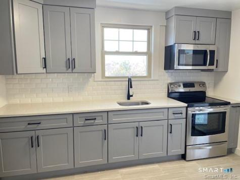 162 High Street Naugatuck CT 06770