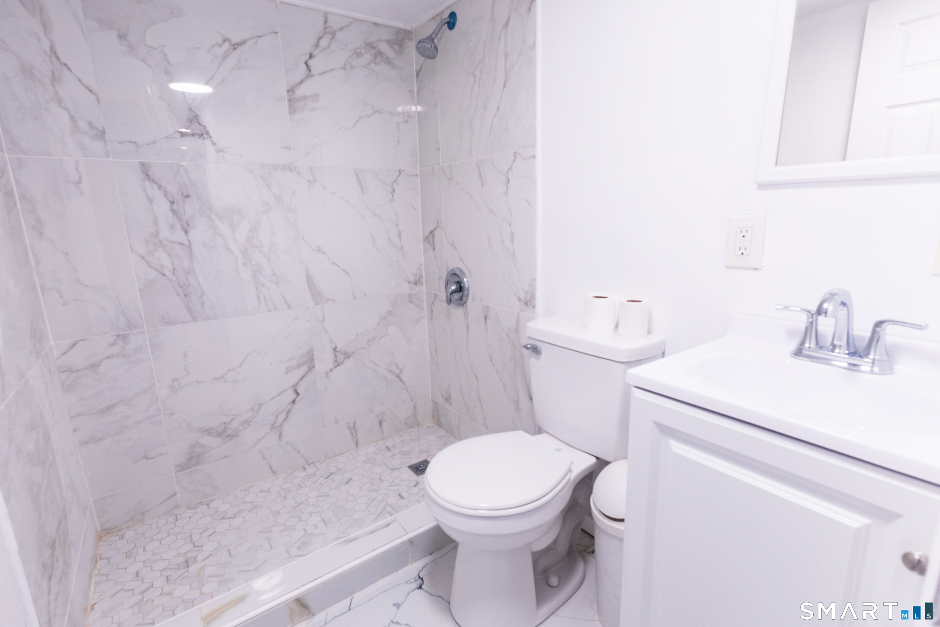 1 Ash Street Waterbury CT 06704