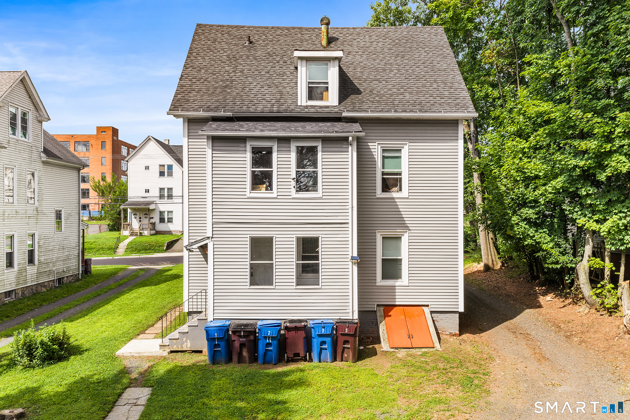 395 Stanley Street New Britain CT 06051