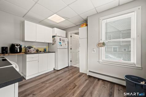 395 North Main Street Manchester CT 06042