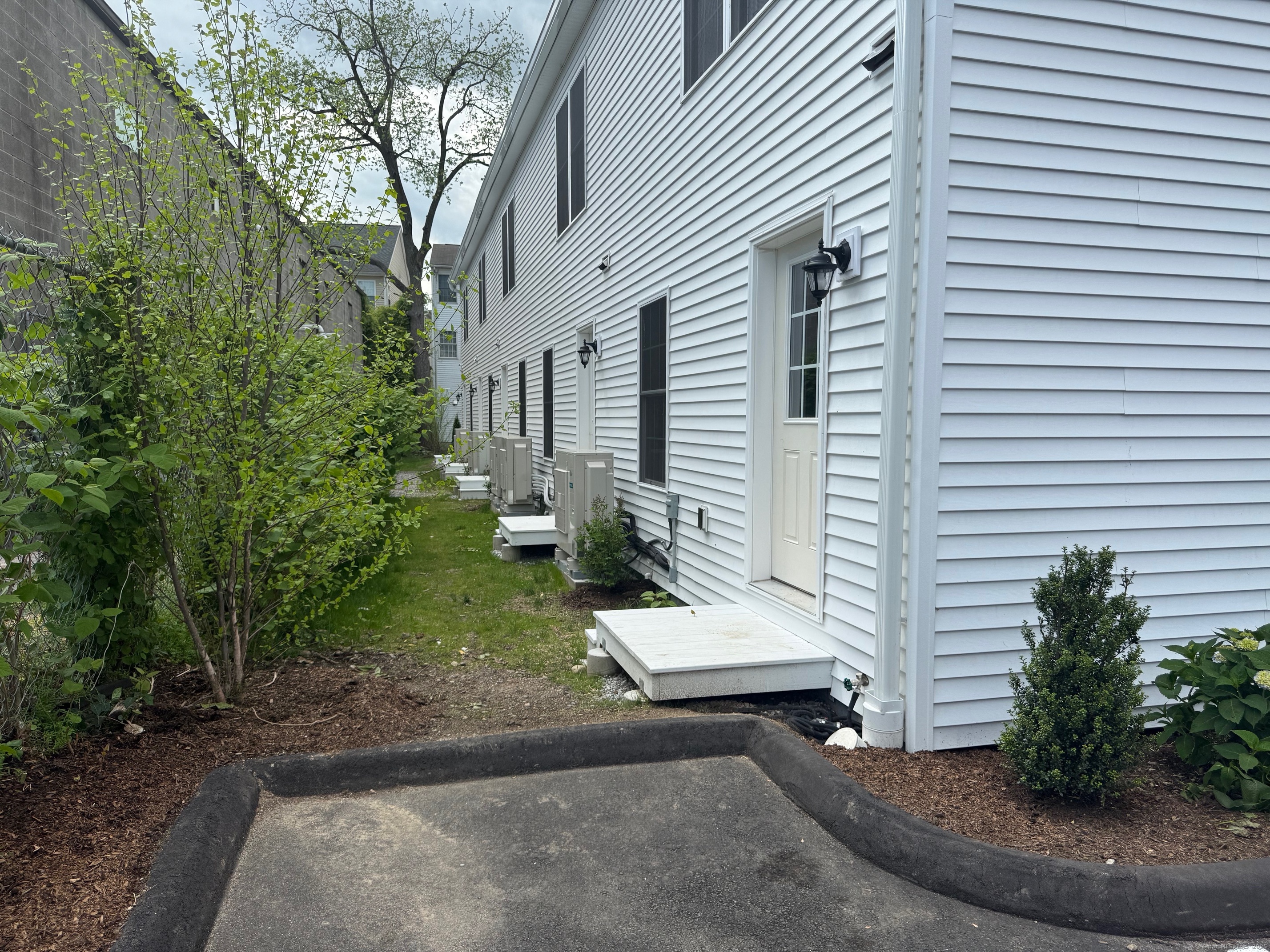 281 Greenwich Avenue Stamford CT 06902