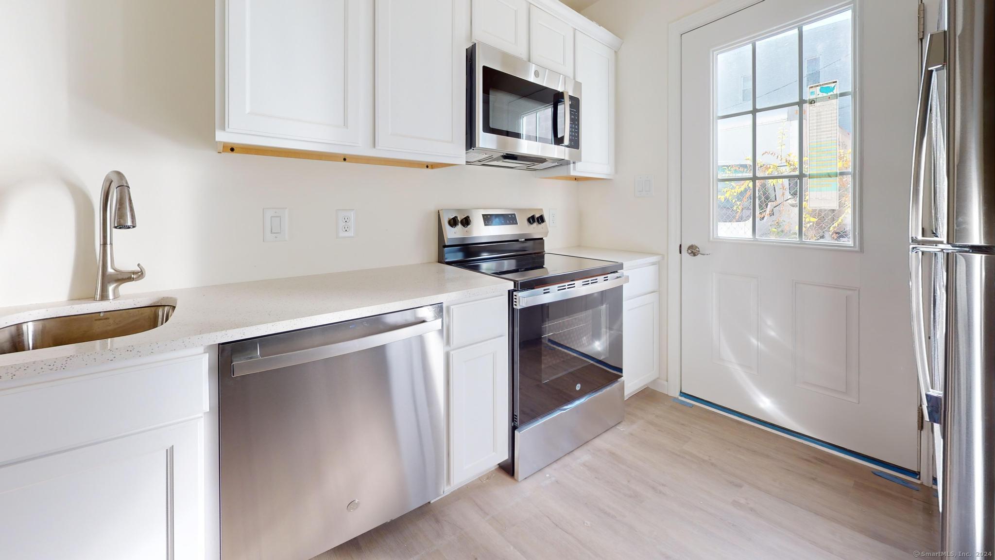 281 Greenwich Avenue Stamford CT 06902