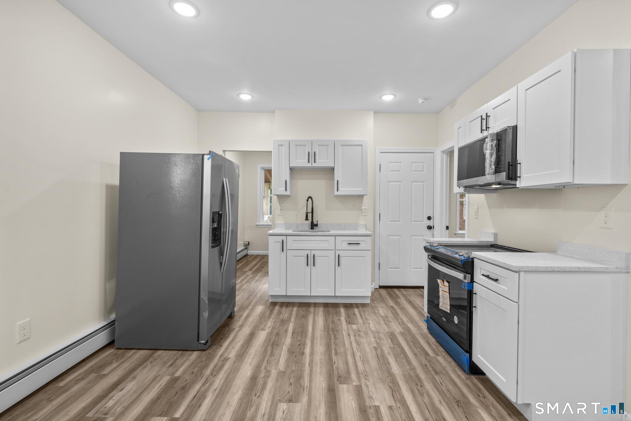 81-83 Hungerford Street Hartford CT 06106