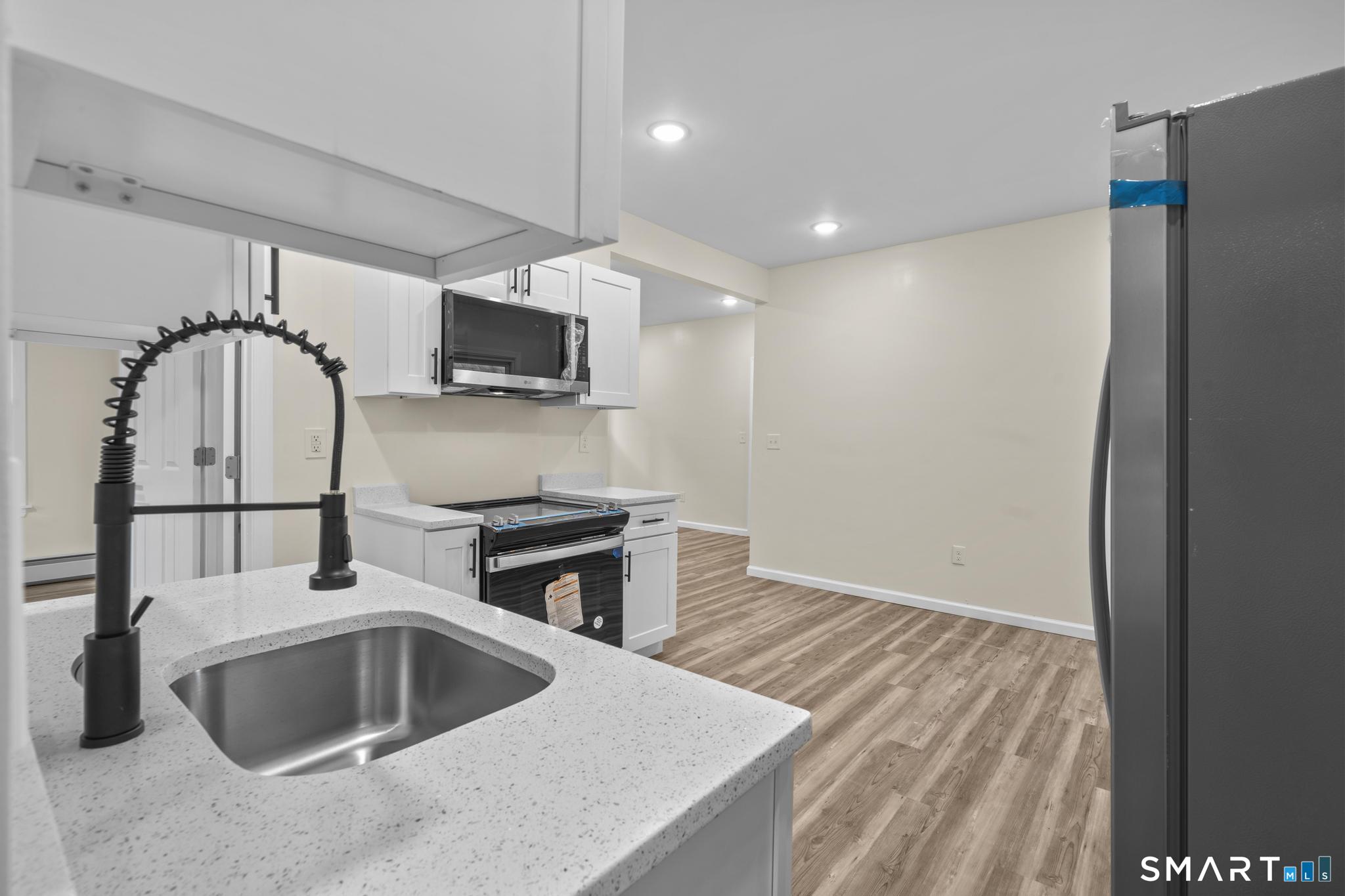 81-83 Hungerford Street Hartford CT 06106