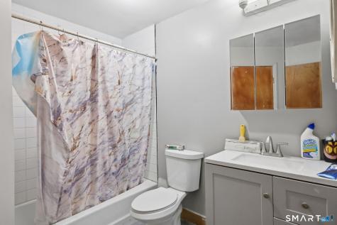 118 Columbia Street Meriden CT 06451