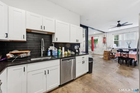 118 Columbia Street Meriden CT 06451