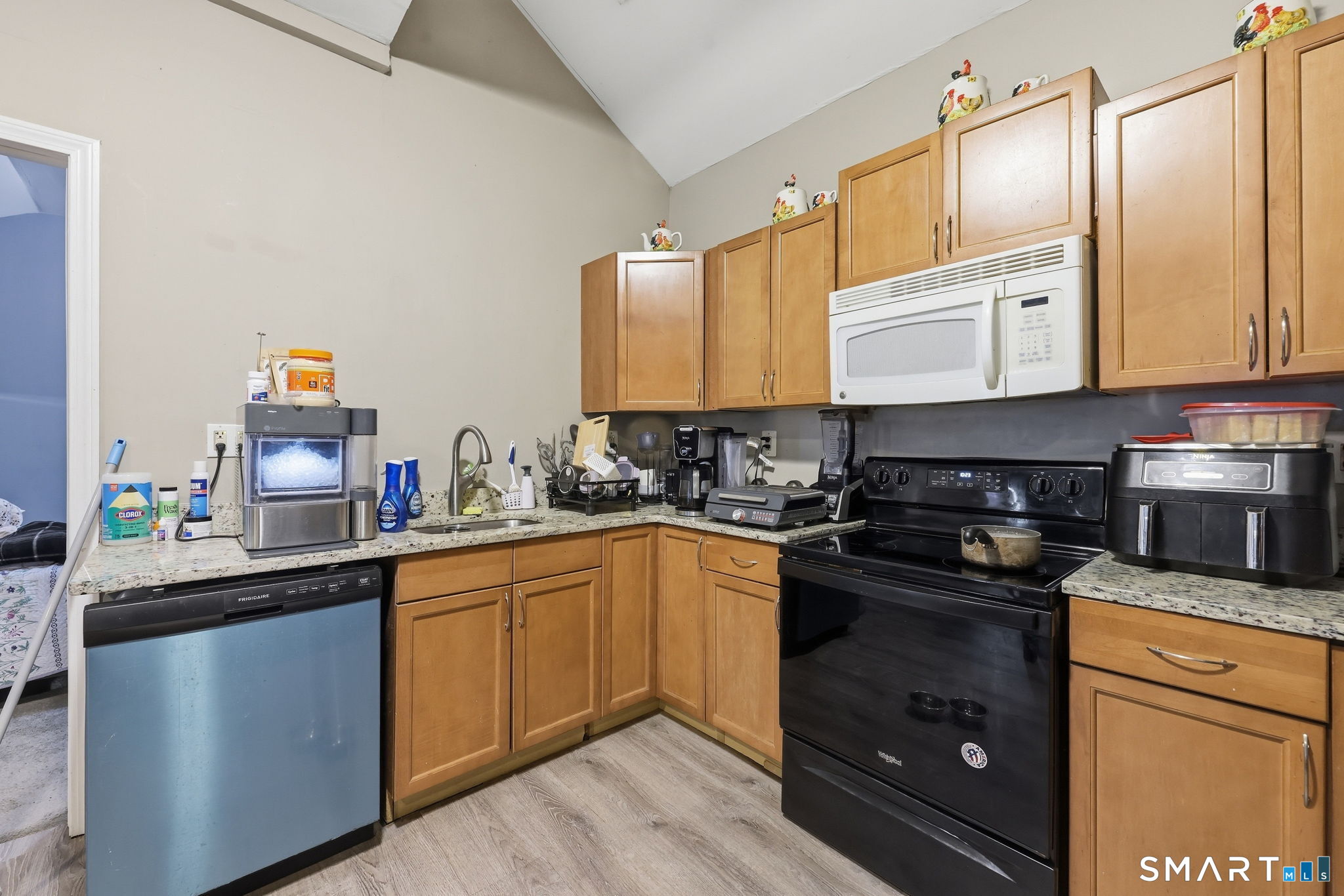 118 Columbia Street Meriden CT 06451