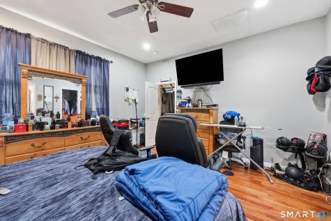 118 Columbia Street Meriden CT 06451