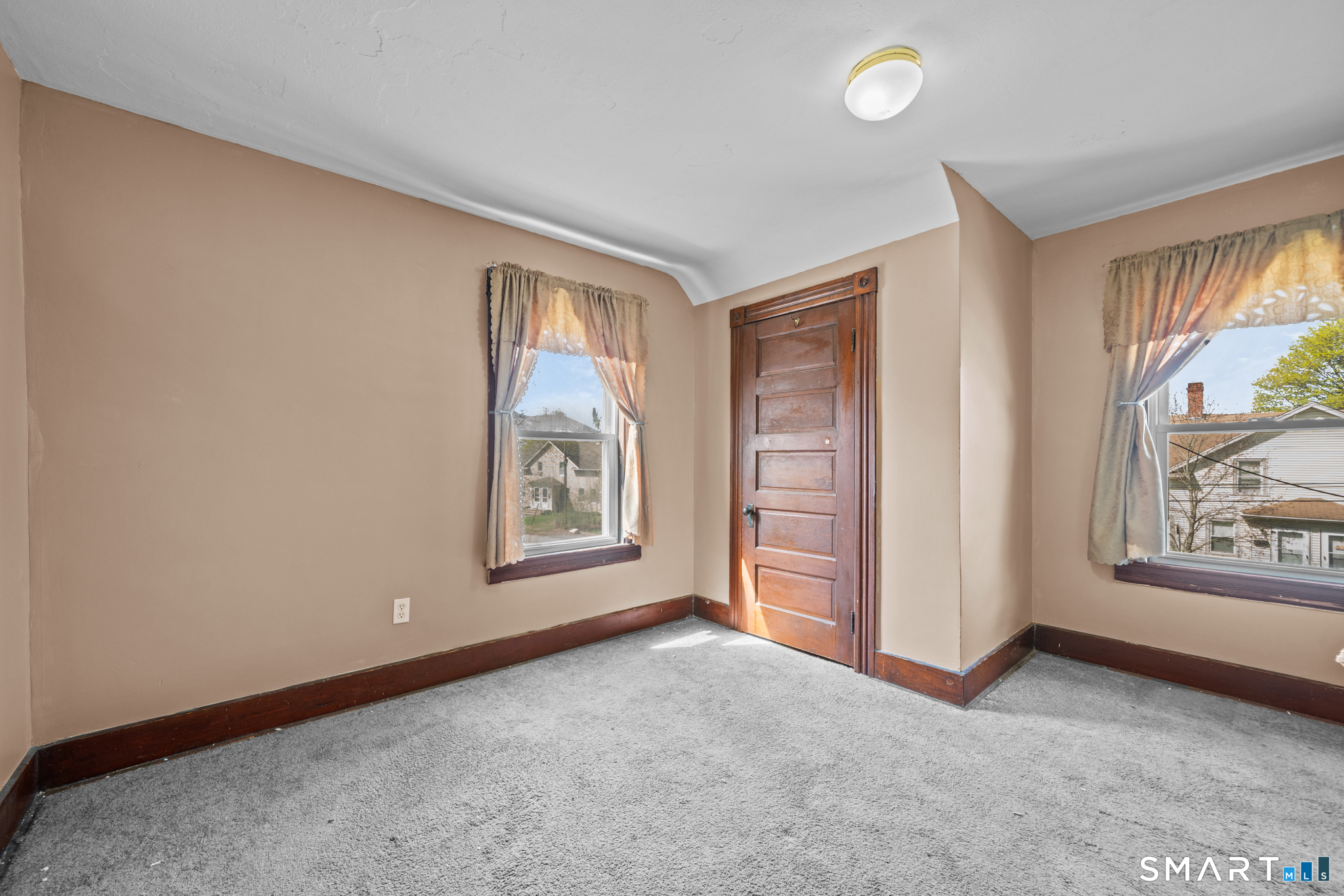 5 Eighth Street Plainfield CT 06374