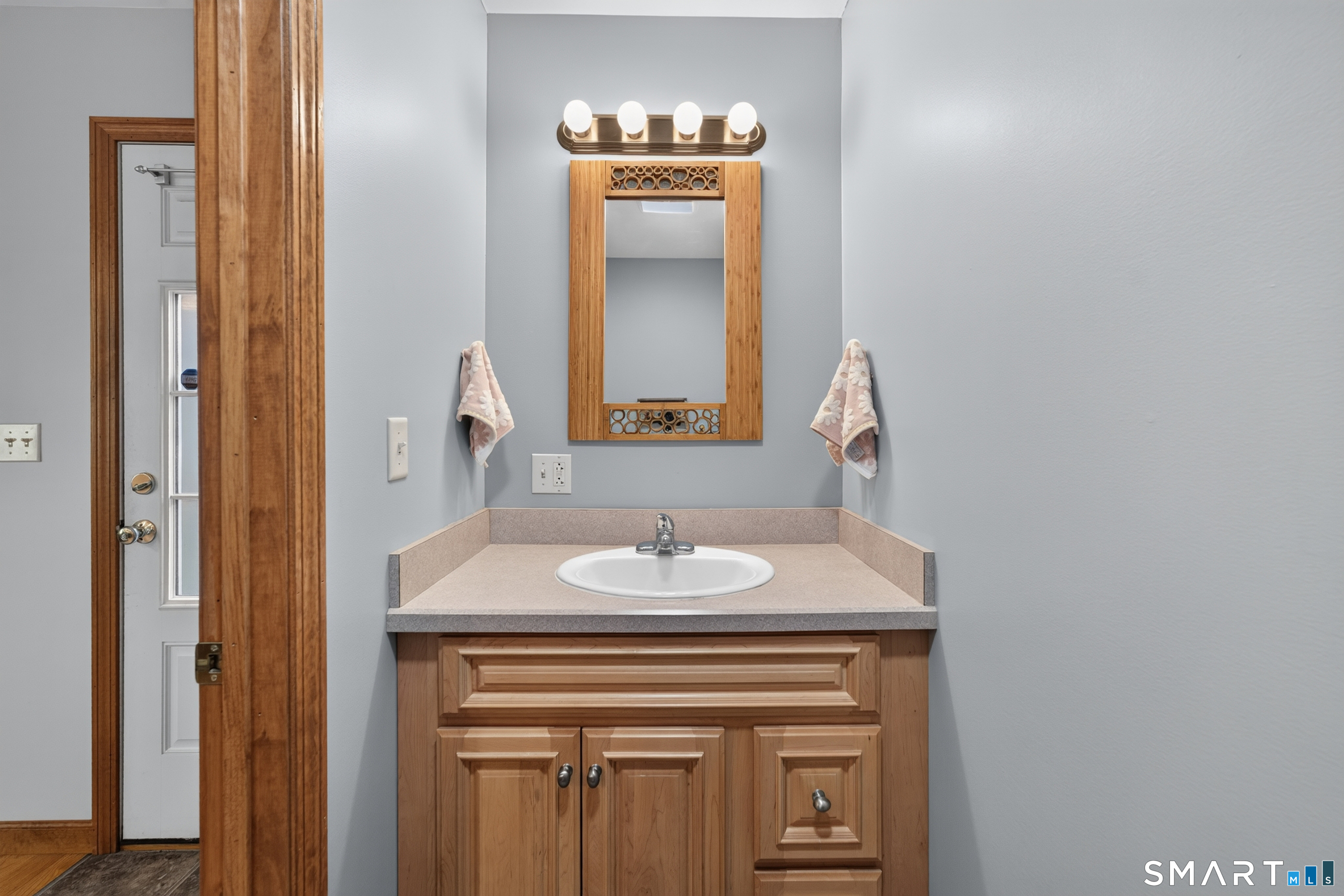 27-29 Columbus Avenue Griswold CT 06351
