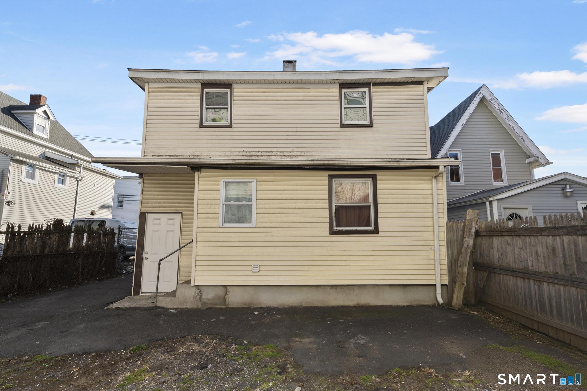 202-204 James Street Bridgeport CT 06604