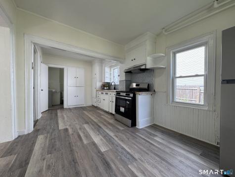 59 Pleasant Street Danbury CT 06810