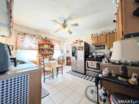 106 Edin Avenue Waterbury CT 06706