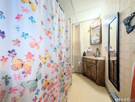 106 Edin Avenue Waterbury CT 06706