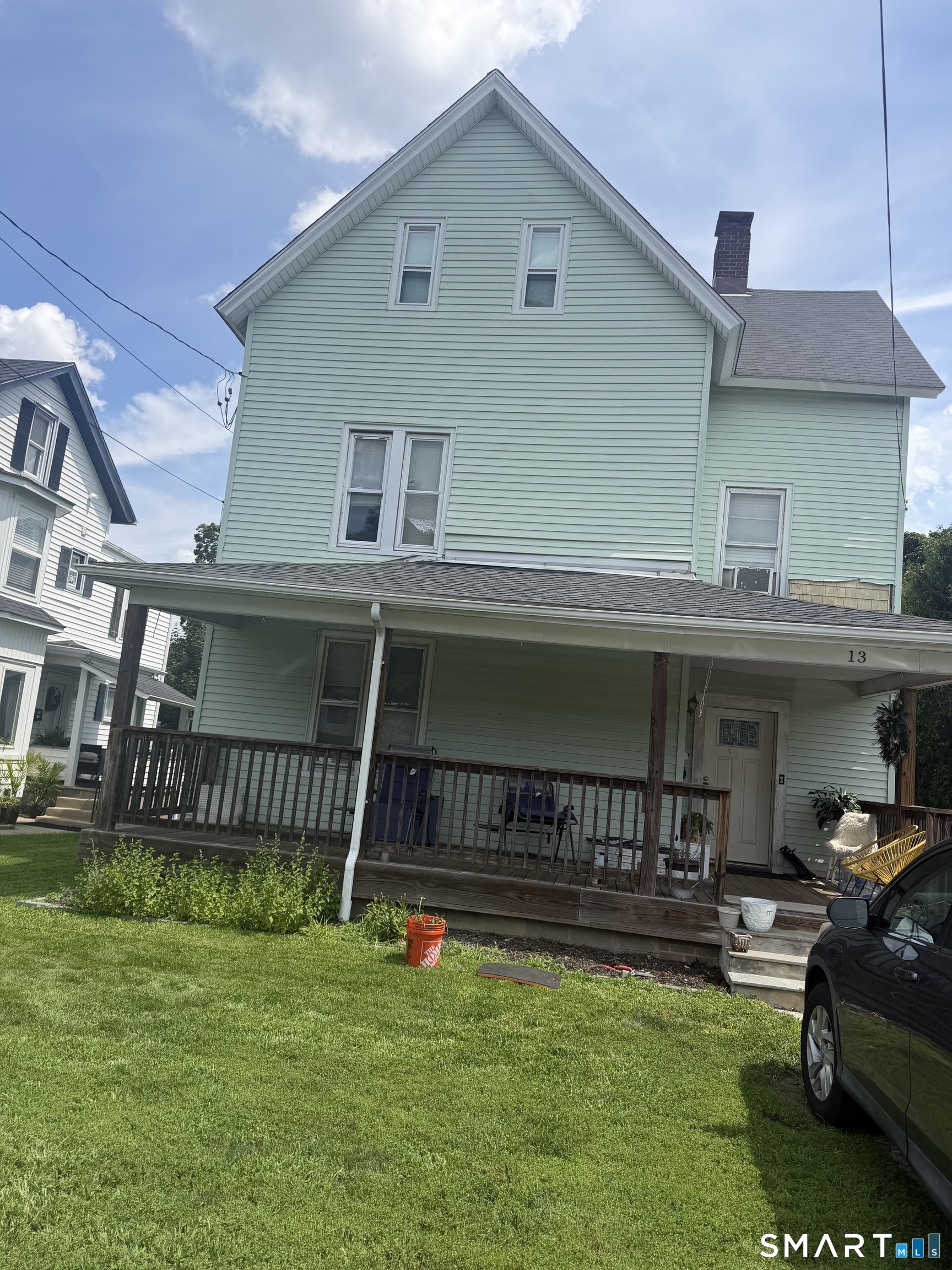13 Mcdermott Street Danbury CT 06810