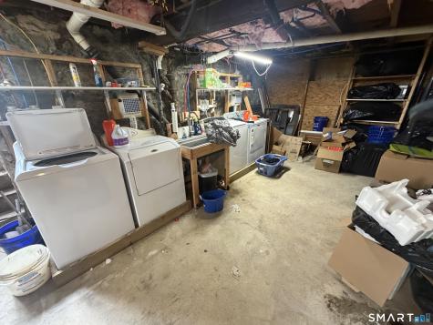 13 Mcdermott Street Danbury CT 06810