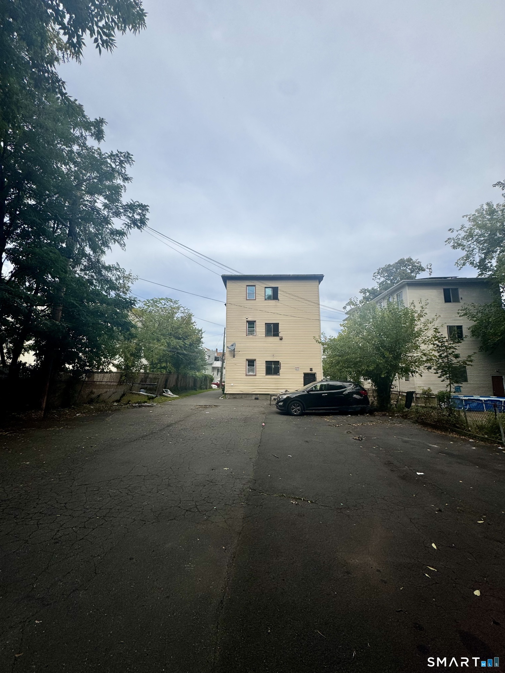 61-63 Elliott Street Hartford CT 06114
