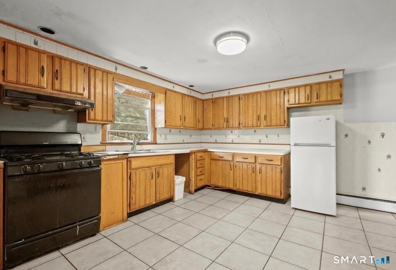 36 Baggott Street West Haven CT 06516