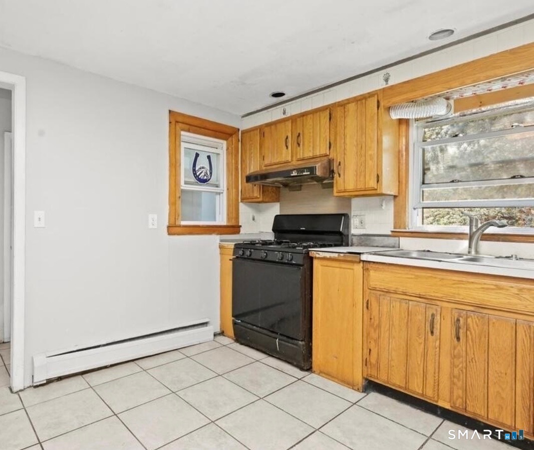 36 Baggott Street West Haven CT 06516