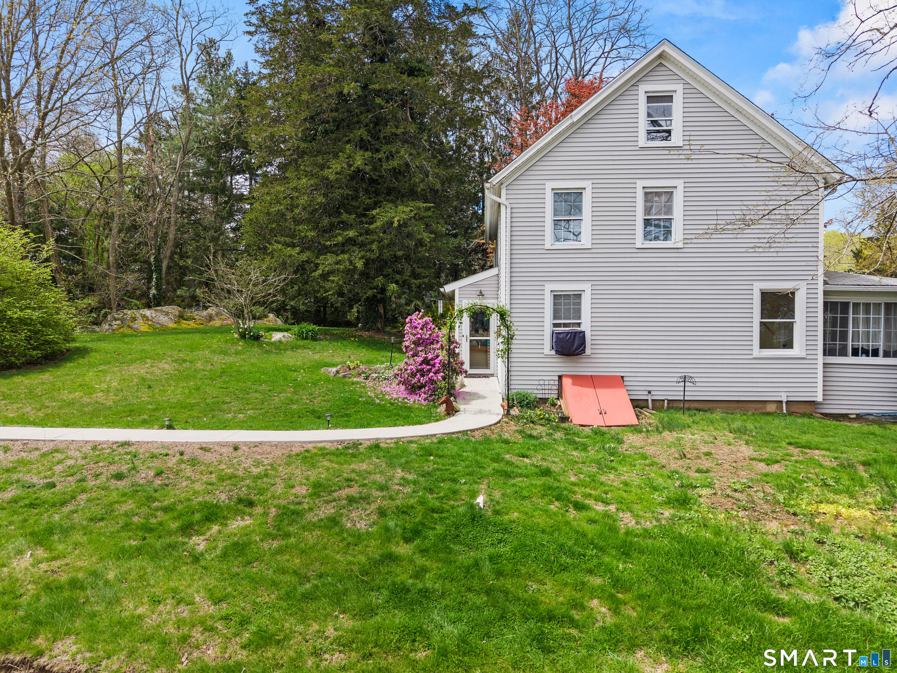 46 Main Street Essex CT 06409