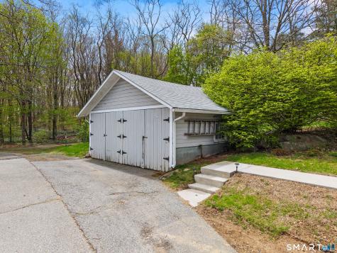 46 Main Street Essex CT 06409