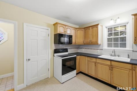 46 Main Street Essex CT 06409