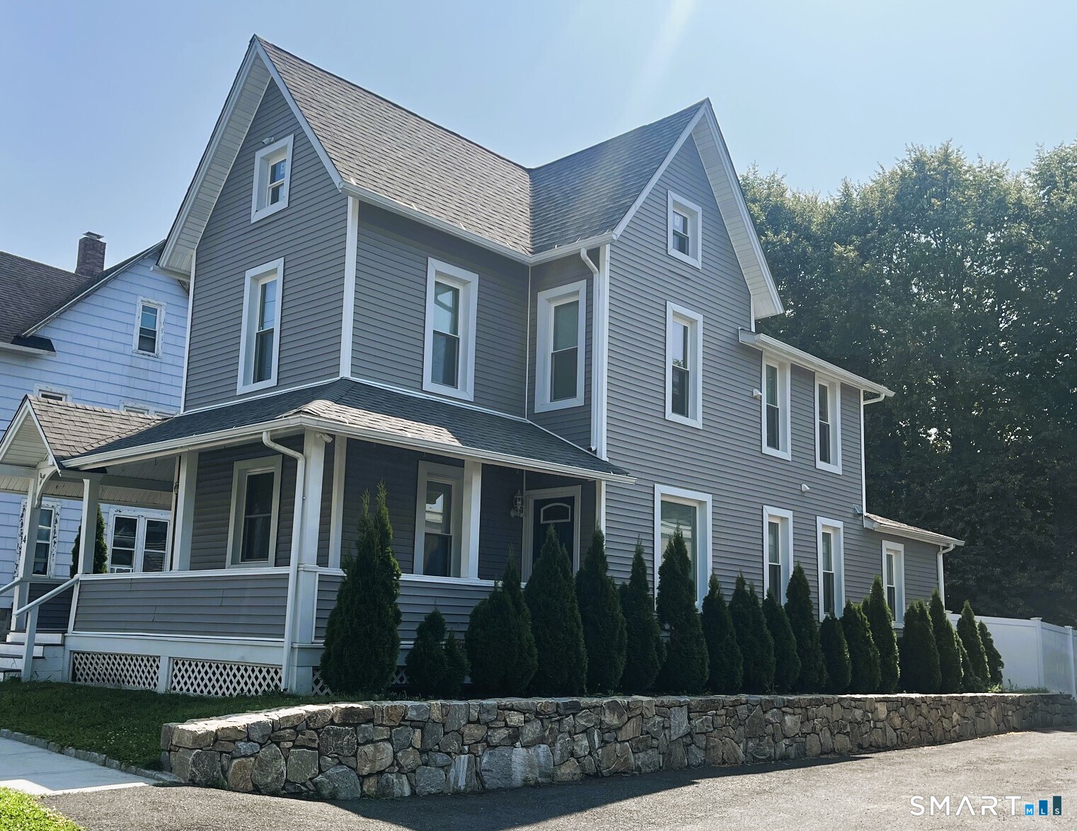 4 Bates Place Danbury CT 06810