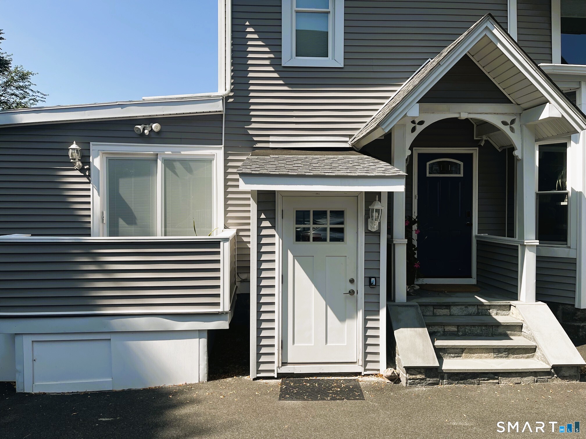 4 Bates Place Danbury CT 06810