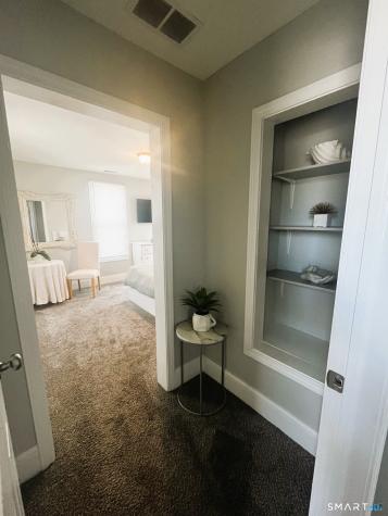 4 Bates Place Danbury CT 06810