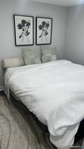 4 Bates Place Danbury CT 06810
