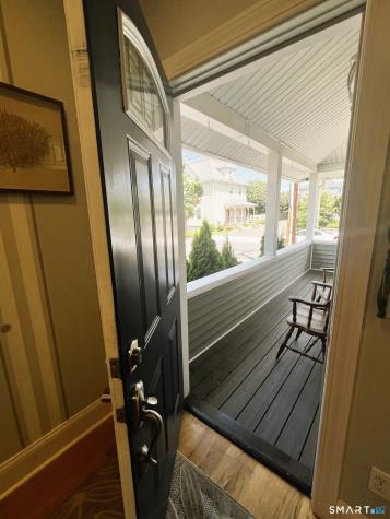 4 Bates Place Danbury CT 06810