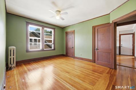 112-114 Maple Street Manchester CT 06040