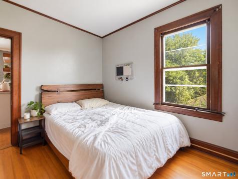 112-114 Maple Street Manchester CT 06040