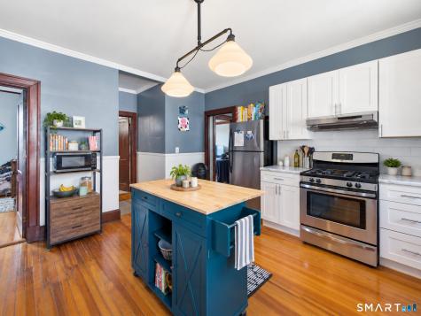 112-114 Maple Street Manchester CT 06040