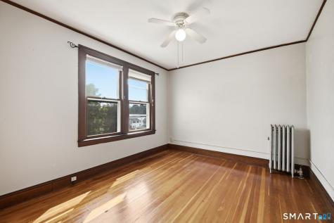 112-114 Maple Street Manchester CT 06040