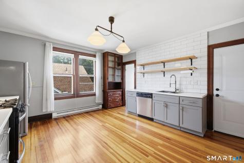 112-114 Maple Street Manchester CT 06040
