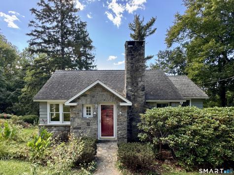 15 Ilion Road New Fairfield CT 06812