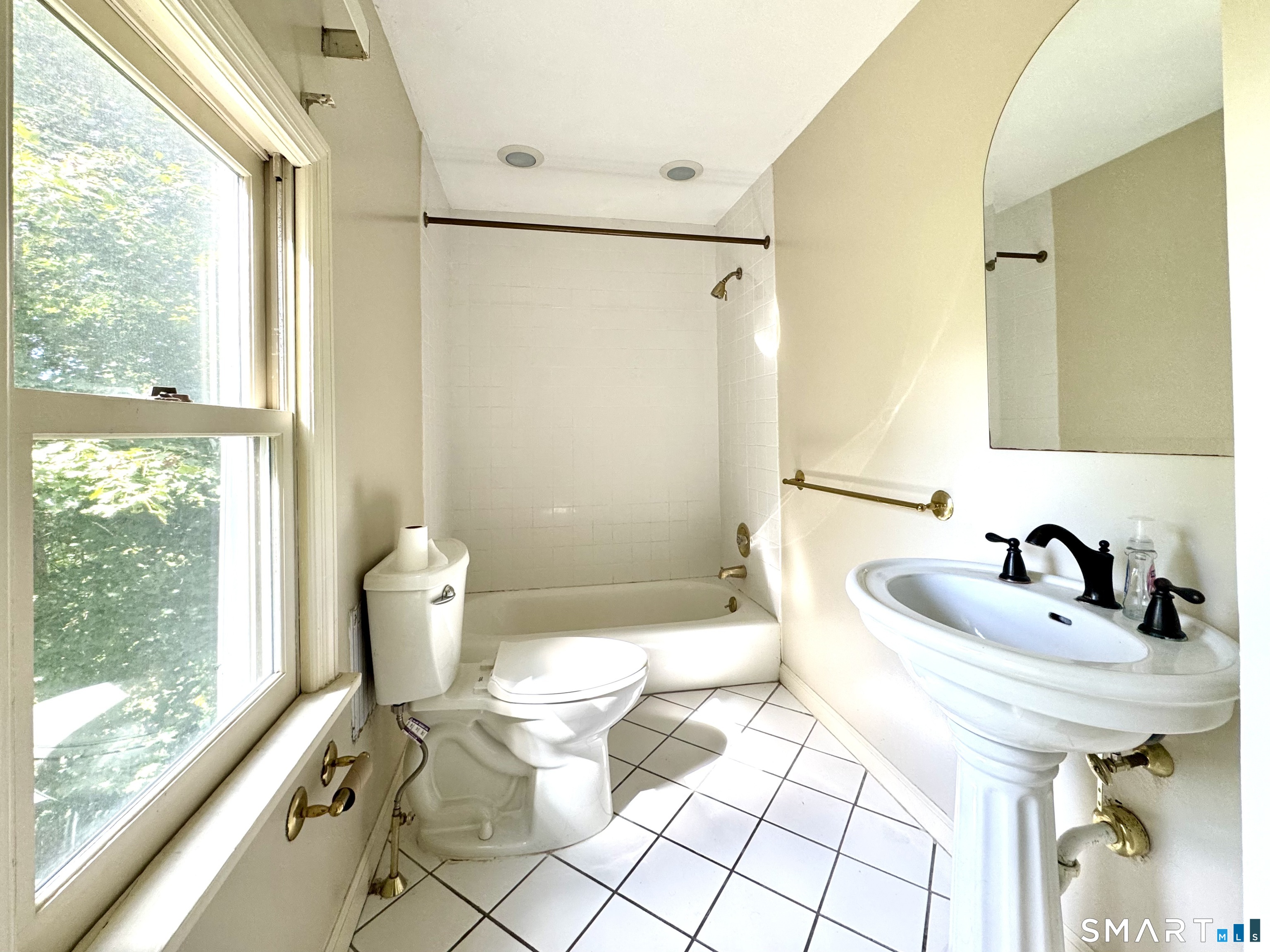 15 Ilion Road New Fairfield CT 06812