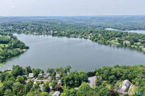 15 Ilion Road New Fairfield CT 06812