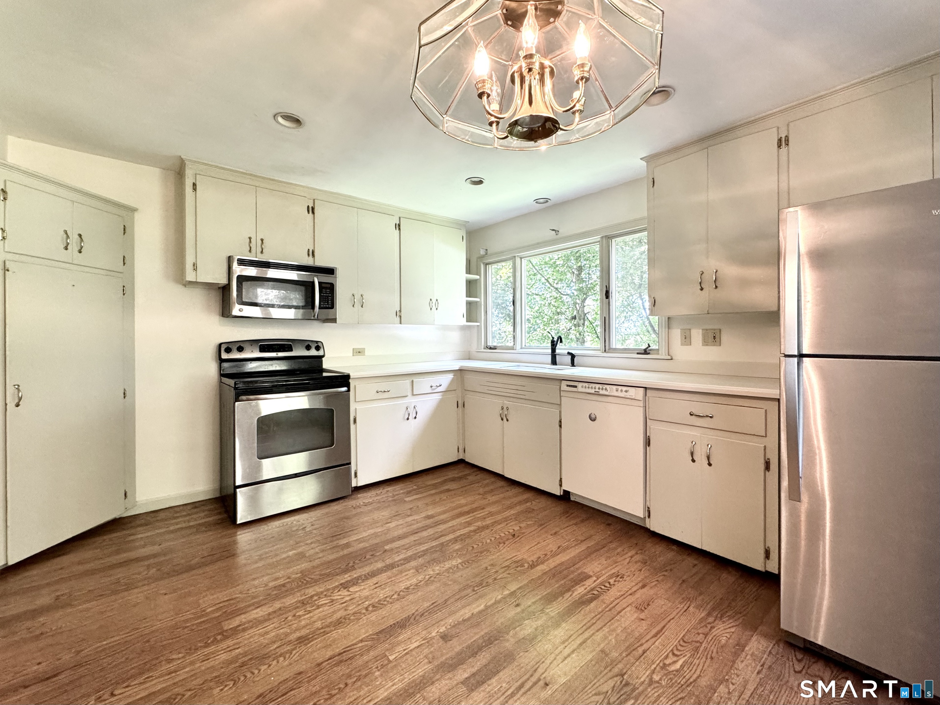 15 Ilion Road New Fairfield CT 06812