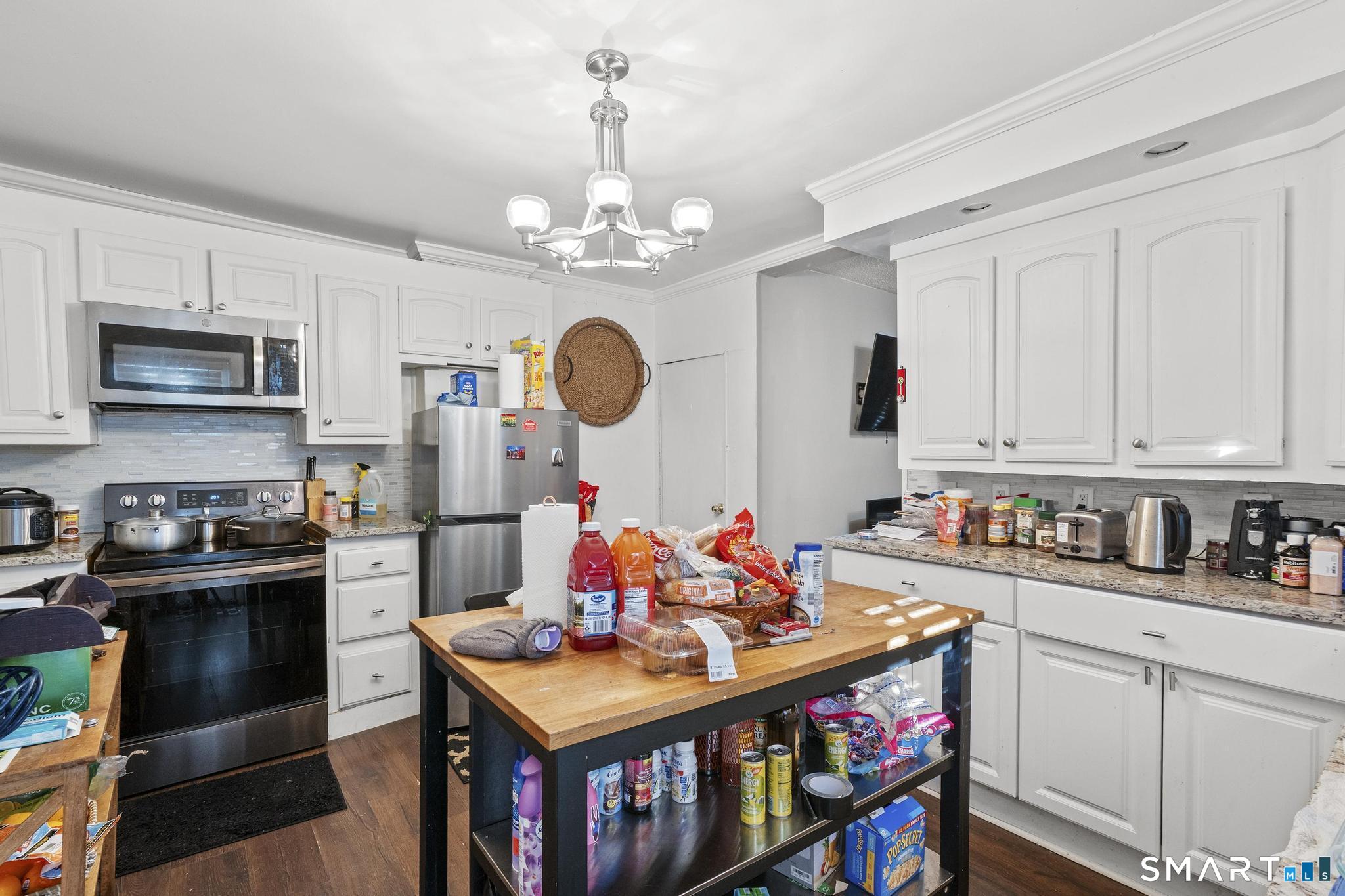 43-45 Pine Street East Hartford CT 06108