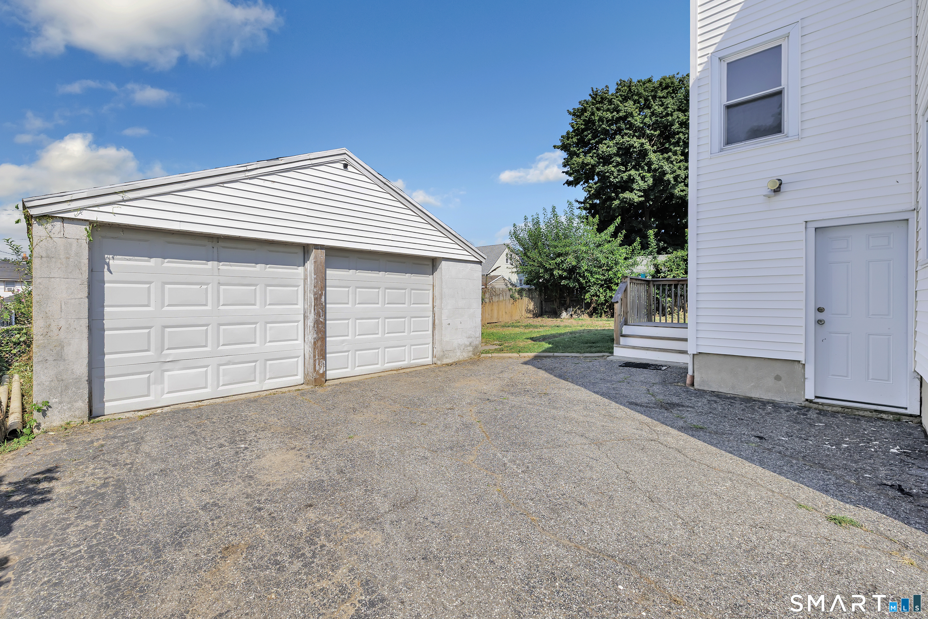 35-37 Omega Avenue Bridgeport CT 06606
