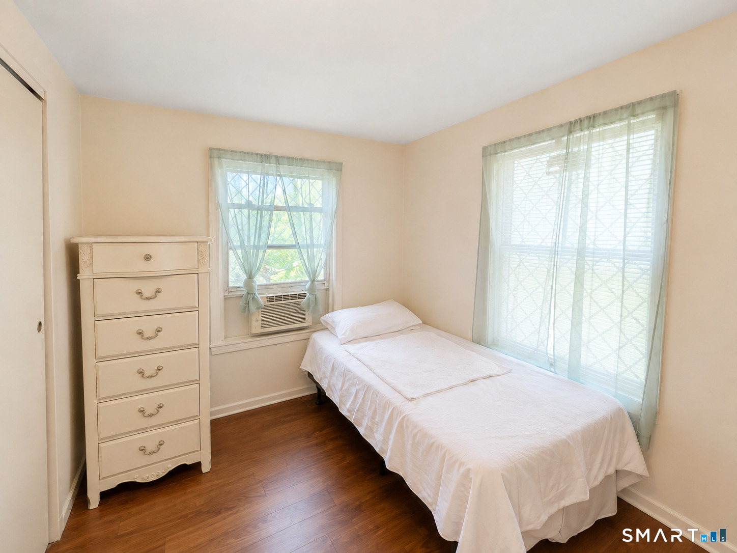 52 Button Street New Haven CT 06519