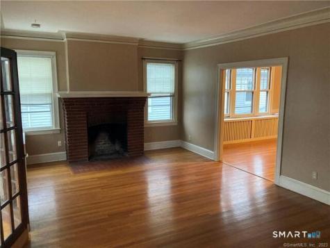 18 Maplewood Avenue West Hartford CT 06119