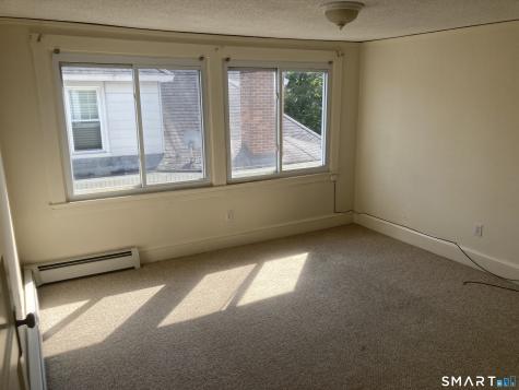 18 Maplewood Avenue West Hartford CT 06119