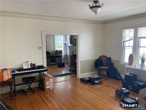 18 Maplewood Avenue West Hartford CT 06119