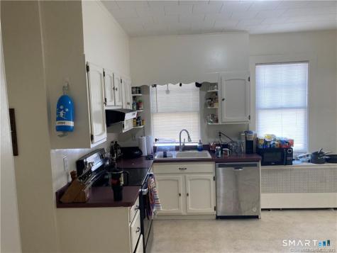 18 Maplewood Avenue West Hartford CT 06119